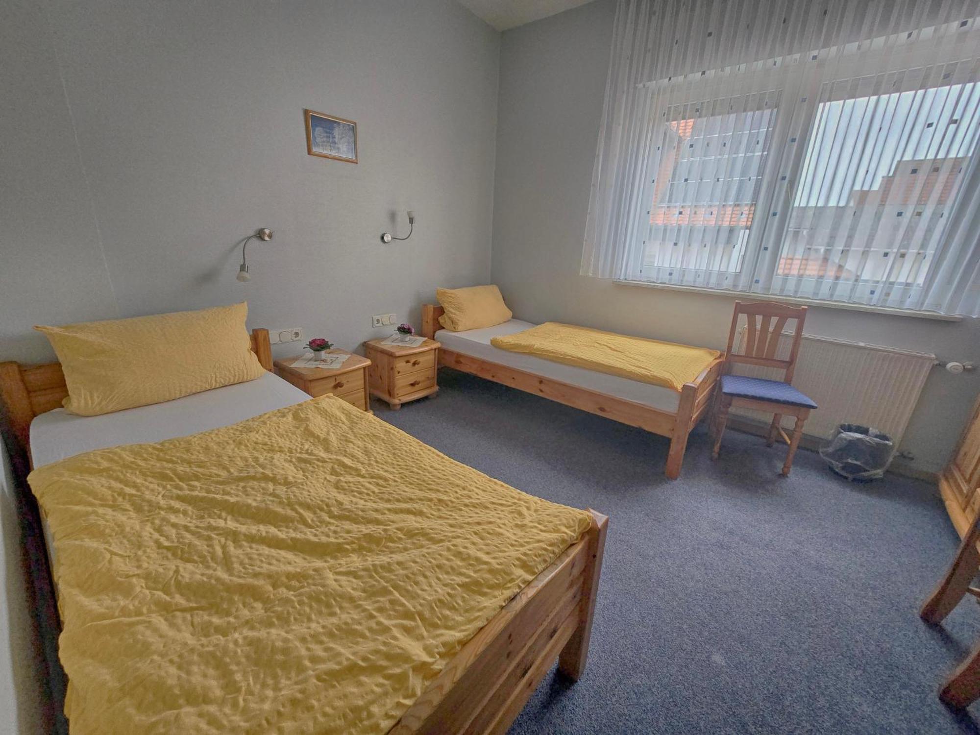Pension Und Ferienwohnungen Bachmann Wolfersheim Bagian luar foto